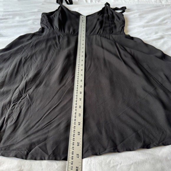 GAP New Sleeveless Fit & Flare Cami Dress Black Small Tie Straps Cocktail Summer - Picture 14 of 16